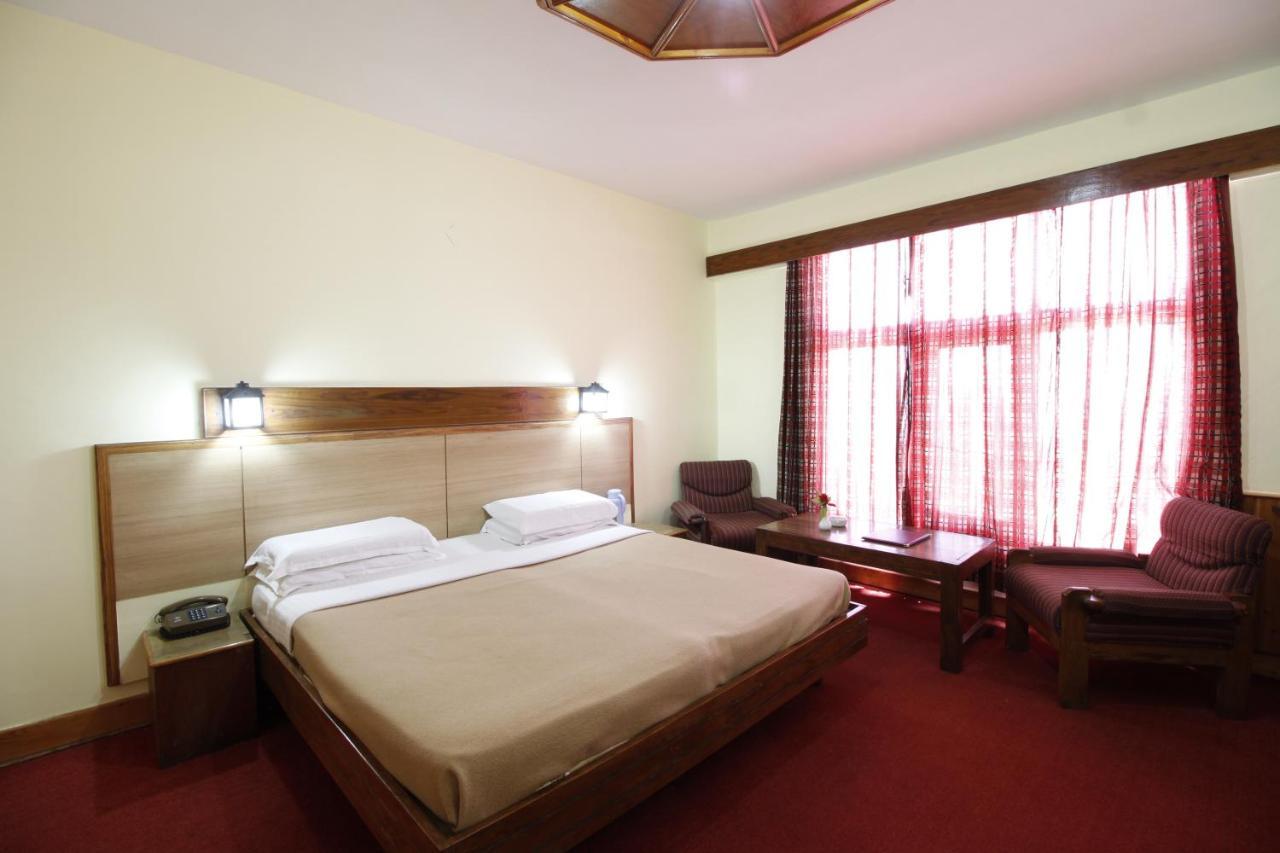 Vardaan Hotels - Patnitop Room photo